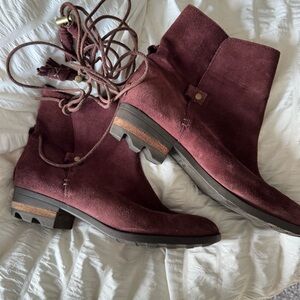 Women's Burgundy Suede Ankle Boots by Sorel